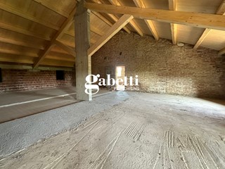 Casale in Vendita a Candiana, 1029 m²