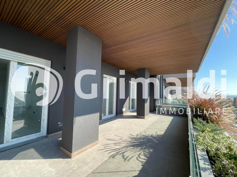 Quadrilocale in Vendita a Bellizzi, 245'000€, 111 m²