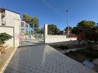 Trilocale in Vendita a Leporano, 78'000€, 65 m²