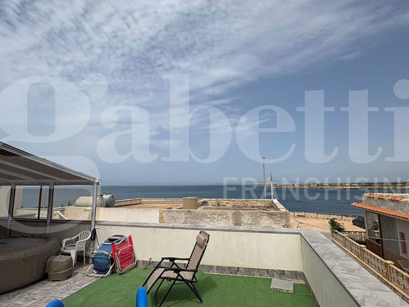 Casa Indipendente in Vendita a Petrosino, 250'000&euro;, 146 m²