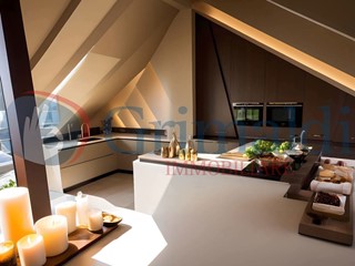 Trilocale in Vendita a Giugliano in Campania, 135'000€, 85 m²