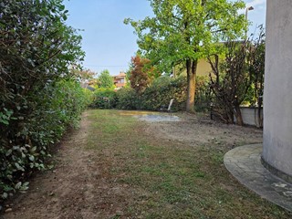 Casa Indipendente in Vendita a Torri di Quartesolo, 400'000&euro;, 370 m², con Box