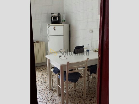 Stanza in Affitto a Messina, zona Via La Farina, 180€, 25 m², arredato