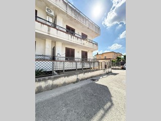 Villetta a schiera in Vendita a Castel San Giorgio, 289'000€, 300 m², con Box