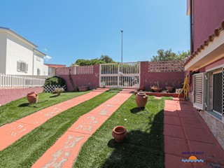 Villa in Vendita a Castelsardo, 210'000€, 143 m²