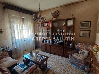 Appartamento in Vendita a Calcinaia, zona Fornacette, 169'000€, 100 m², arredato