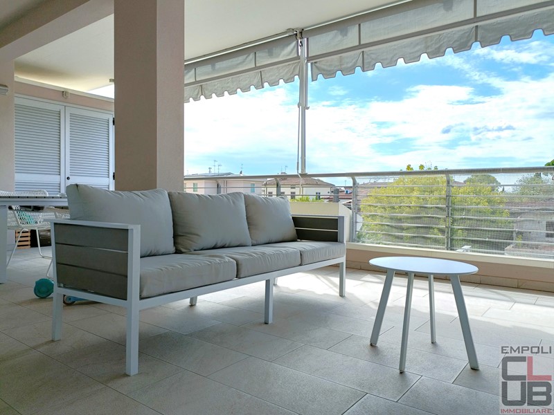 Attico in Vendita a Empoli, 550'000€, 110 m², arredato, con Box