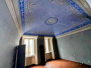 Appartamento in Vendita a Volterra, 250'000€, 280 m²