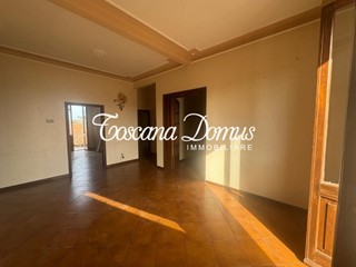 Appartamento in Vendita a Siena, 330'000€, 110 m²