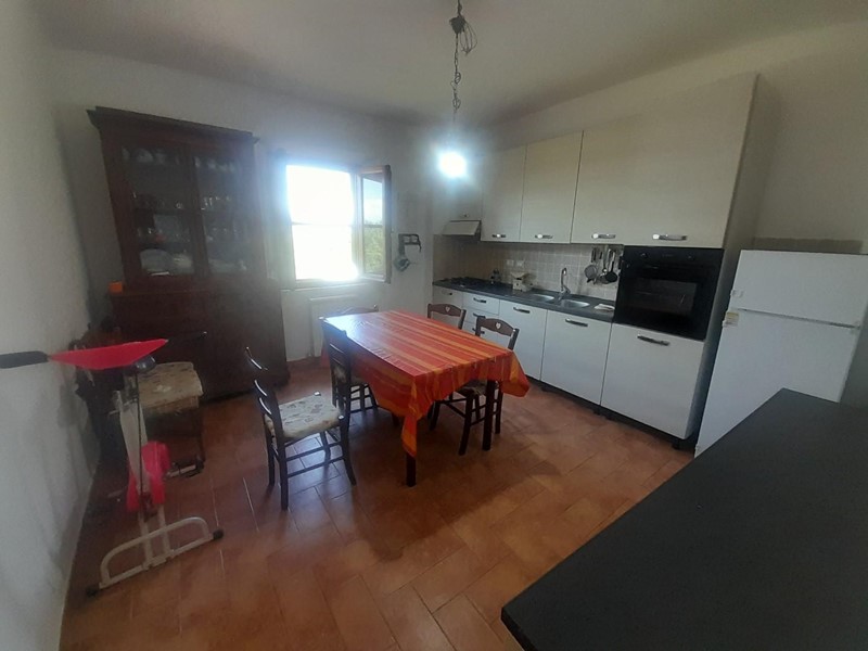 Casa Indipendente in Vendita a Vecchiano, zona Migliarino, 205'000€, 175 m²