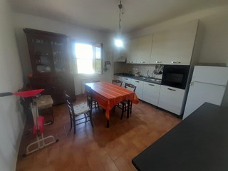 Casa Indipendente in Vendita a Vecchiano, zona Migliarino, 205'000€, 175 m²