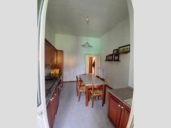 Appartamento in Affitto a Pisa, 1'600€, 110 m², arredato, con Box