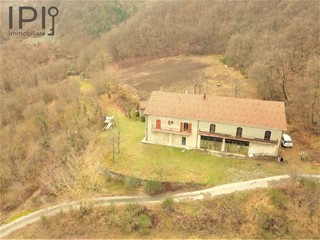 Rustico in Vendita a Cartosio, 400'000€, 1000 m²