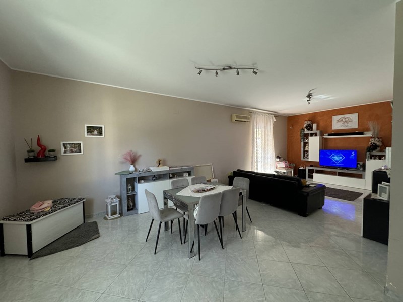 Villetta a schiera in Vendita a Siracusa, 350'000&euro;, 153 m²