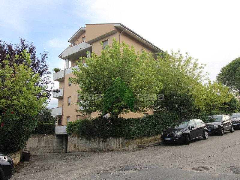 Quadrilocale in Vendita a Teramo, 180'000€, 160 m²