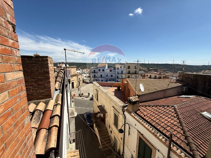 Appartamento in Vendita a Salandra, 55'000€, 120 m²