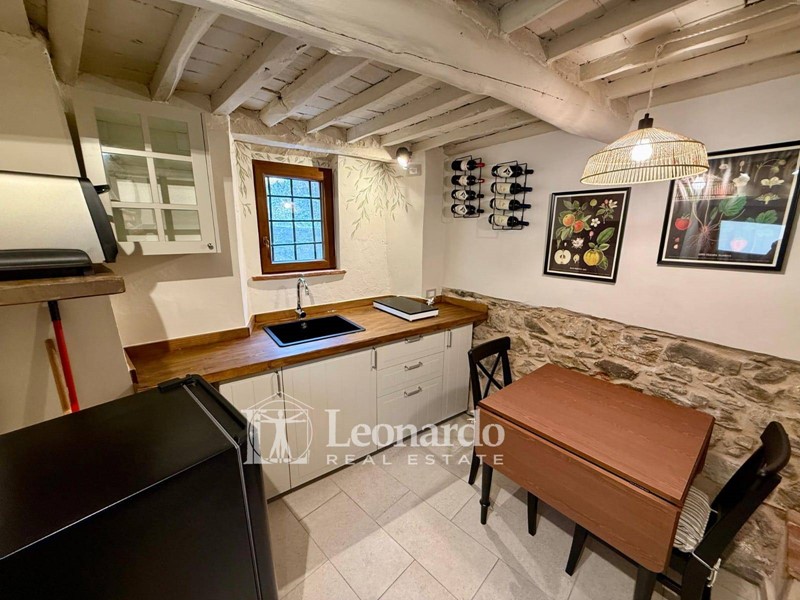 Casa Indipendente in Vendita a Massarosa, 98'000€, 46 m²