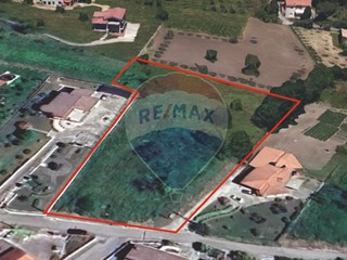 Terreno edificabile in Vendita a Ceppaloni, 55'000€, 4300 m²