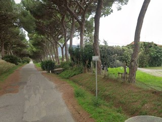 Attività commerciale in Vendita a Grosseto, 346'200€, 400 m²