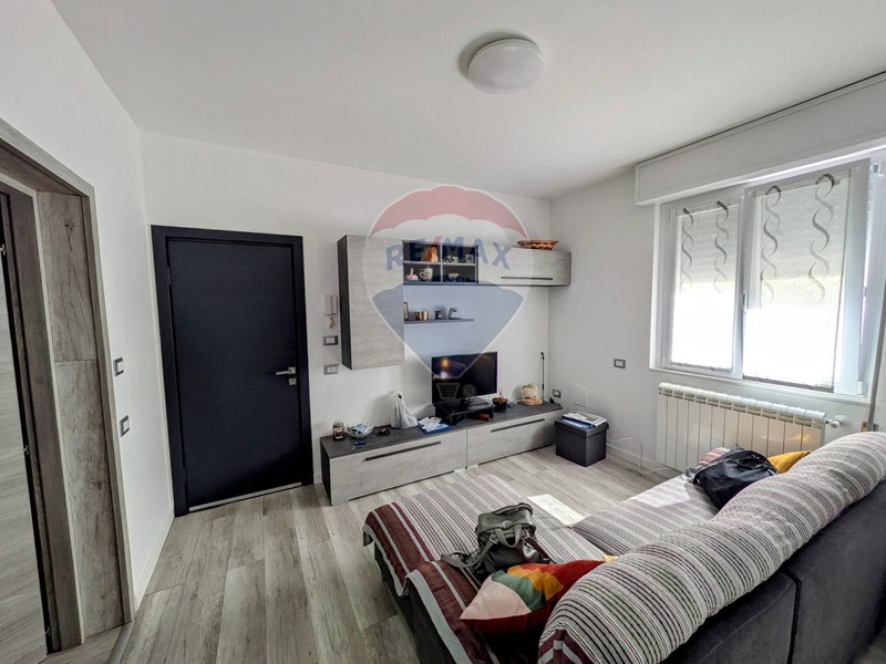 Bilocale in Vendita a Malegno, 75'000€, 65 m²
