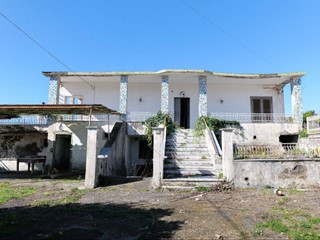 Casa Indipendente in Vendita a Trecase, 390'000€, 161 m²