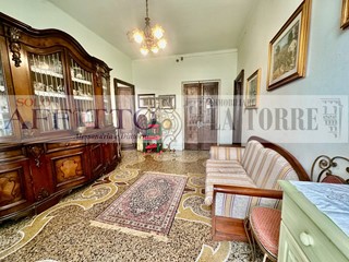 Quadrilocale in Vendita a Novi Ligure, 54'000€, 80 m²