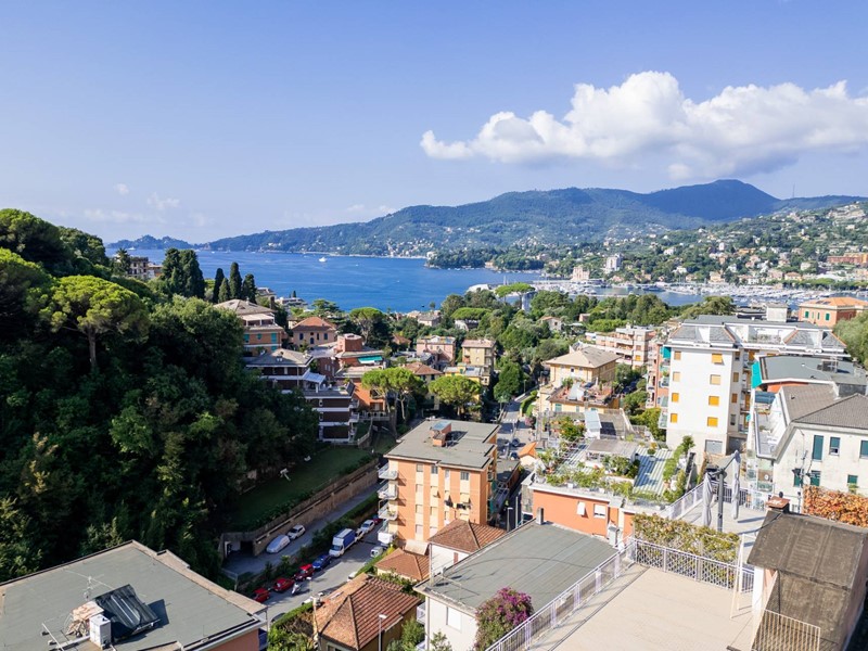 Trilocale in Vendita a Rapallo, 150'000€, 60 m²
