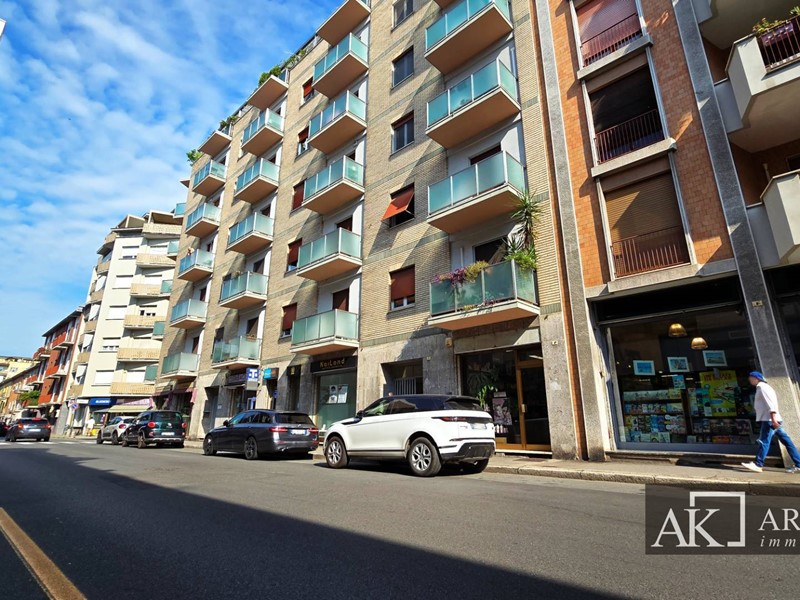 Negozio in Vendita a Novara, 150'000€, 60 m²