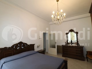 Quadrilocale in Vendita a La Spezia, 130'000€, 90 m², arredato