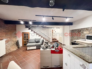 Trilocale in Vendita a Fiuggi, 36'000€, 100 m²