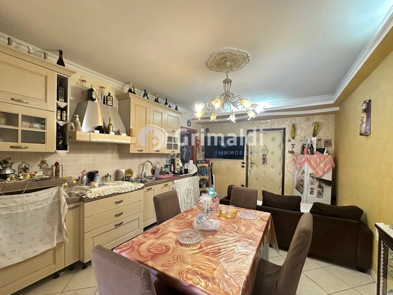 Trilocale in Vendita a Acerra, 129'000€, 70 m²