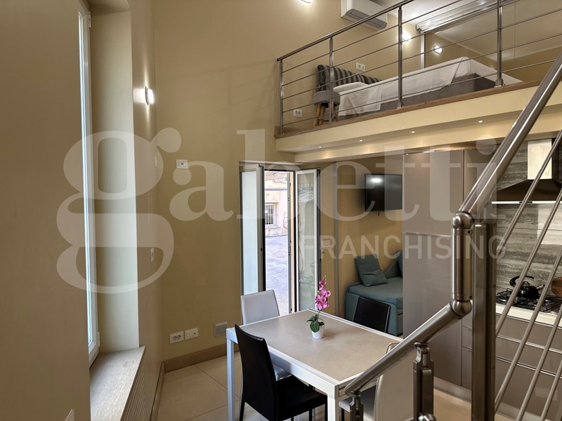 Bilocale in Vendita a Sanremo, 330'000€, 60 m², arredato