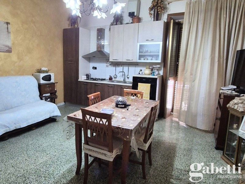 Bilocale in Vendita a Pomigliano d'Arco, 85'000€, 60 m²