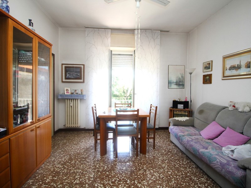 Trilocale in Vendita a Legnano, 115'000€, 103 m²