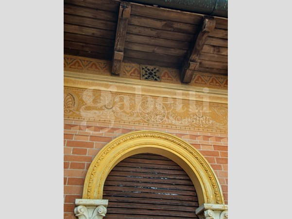 Villa in Vendita a Conegliano, 450'000€, 300 m²