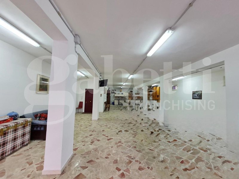 Box in Vendita a Monreale, 118'000€, 195 m²