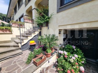 Villetta a schiera in Vendita a Colonna, 349'000€, 173 m²