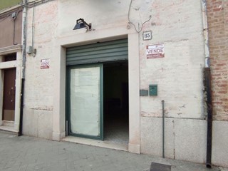 Negozio in Vendita a San Severo, 77'000&euro;, 79 m²