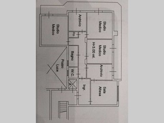 Appartamento in Vendita a Siracusa, zona Tisia Tica Zecchino, 140'000€, 133 m²