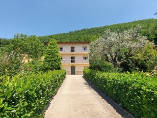 Casa Indipendente in Vendita a Zocca, 235'000€, 400 m², con Box