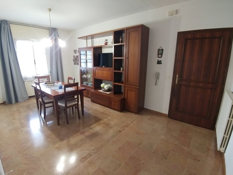 Appartamento in Vendita a Zocca, 74'000€, 88 m², arredato