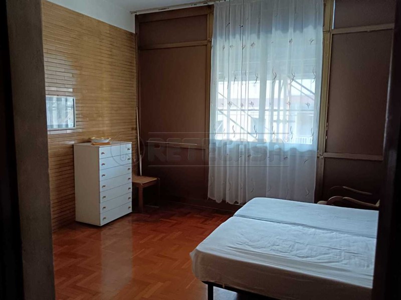 Trilocale in Affitto a Ladispoli, 700€, 94 m²