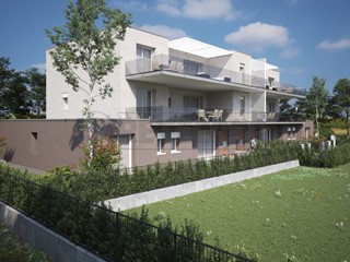 Appartamento in Vendita a Carmignano di Brenta, 270'000€, 155 m², con Box