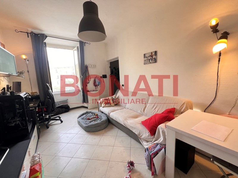 Trilocale in Vendita a La Spezia, zona Periferia Est, 110'000€, 60 m², arredato