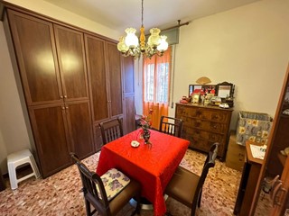 Quadrilocale in Vendita a Bologna, 240'000€, 112 m², arredato