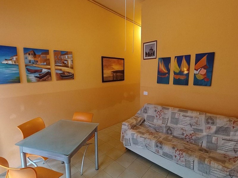 Trilocale in Vendita a Viareggio, 148'000€, 50 m², arredato