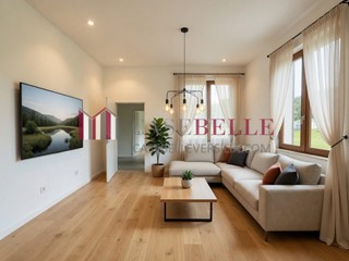 Quadrilocale in Vendita a Camaiore, zona Montemagno, 99'000&euro;, 75 m²