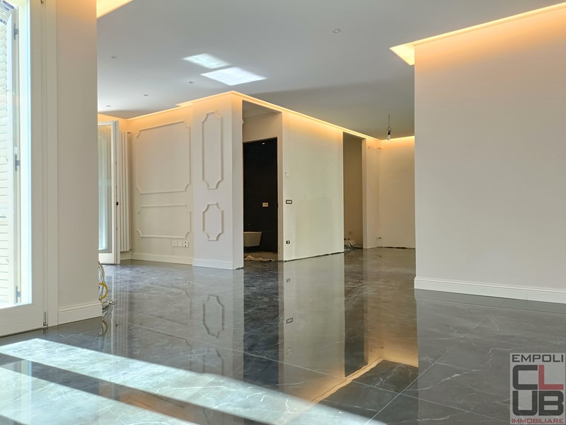 Attico in Vendita a Empoli, 920'000€, 170 m², con Box