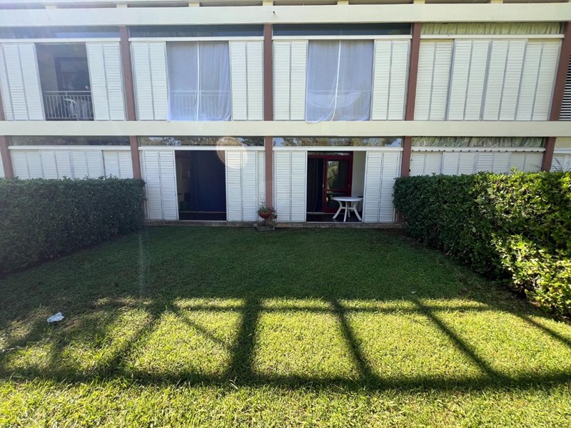 Bilocale in Vendita a Bibbona, zona Marina di Bibbona, 179'000€, 45 m², arredato