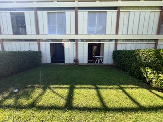 Bilocale in Vendita a Bibbona, zona Marina di Bibbona, 179'000€, 45 m², arredato